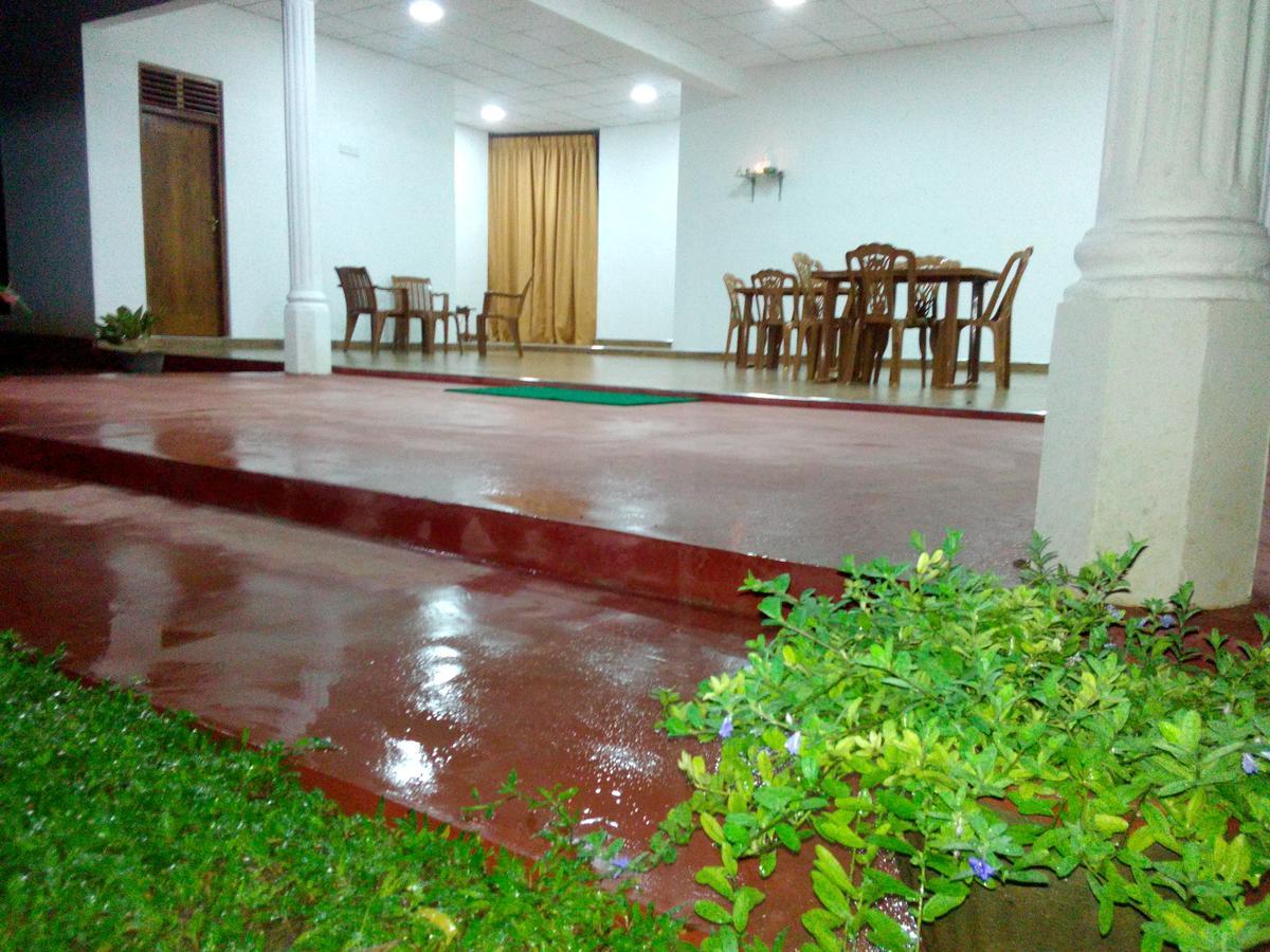 Siyapath Holiday Resort Polonnaruwa Exteriör bild